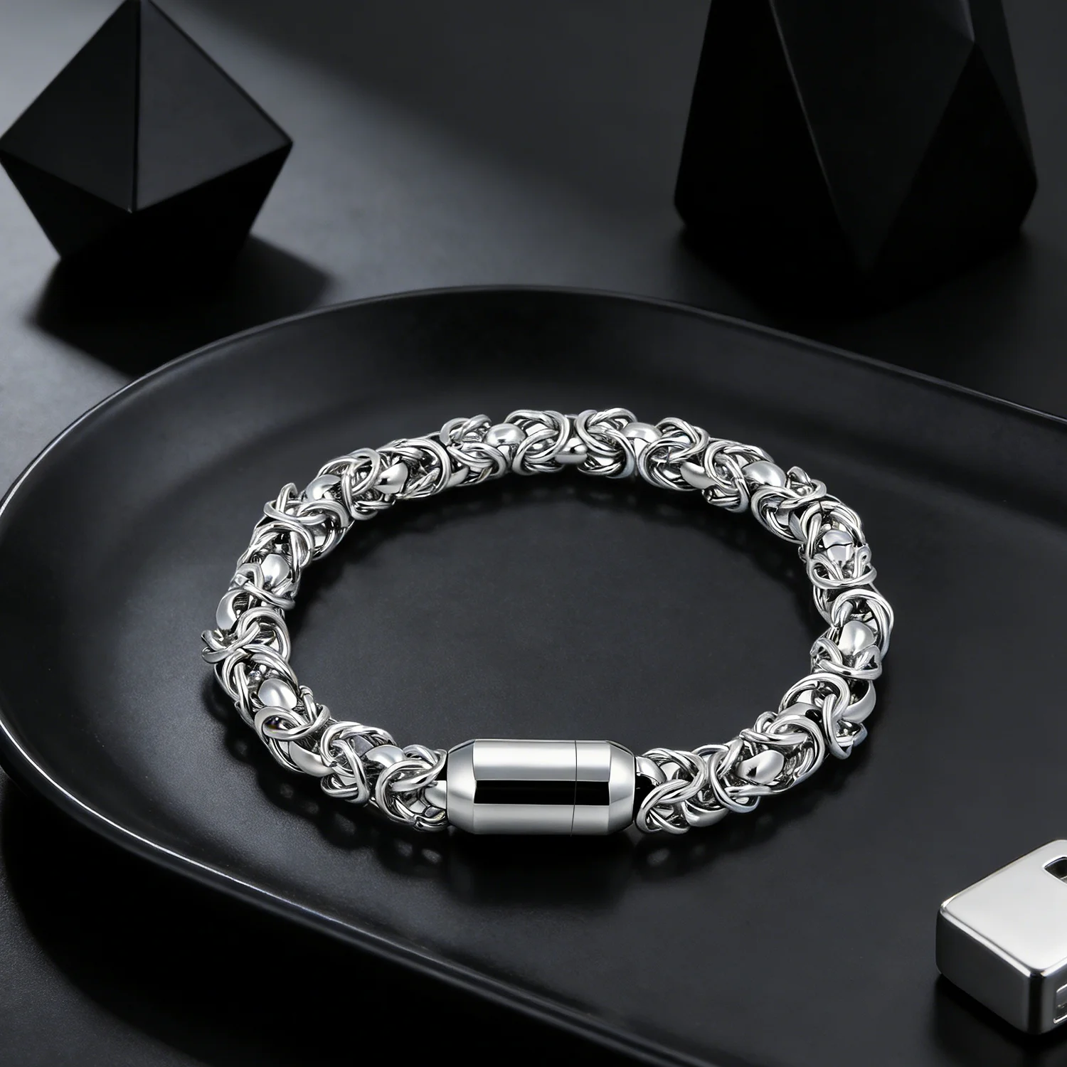 Hip-Hop Herren Edelstahl Byzantinisches Armband mit Magnetverschluss Punk-Stil Massives Armband Trendiges Männer-Accessoire Schmuck
