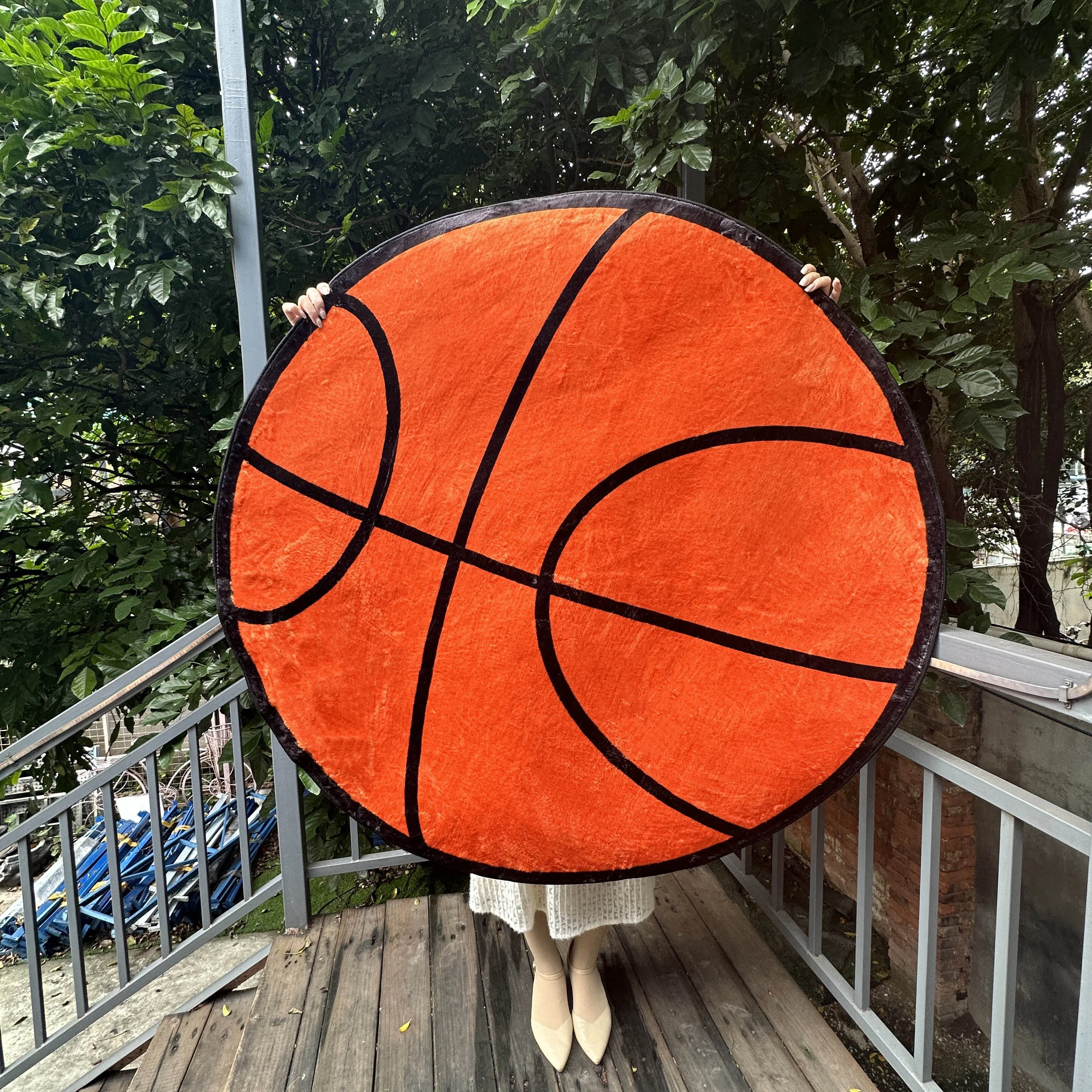 

Basketball Creative Flannel Rug Digital Printing Technology Simple Housewarming Gift Handmade Non-Slip Decorative Carpet