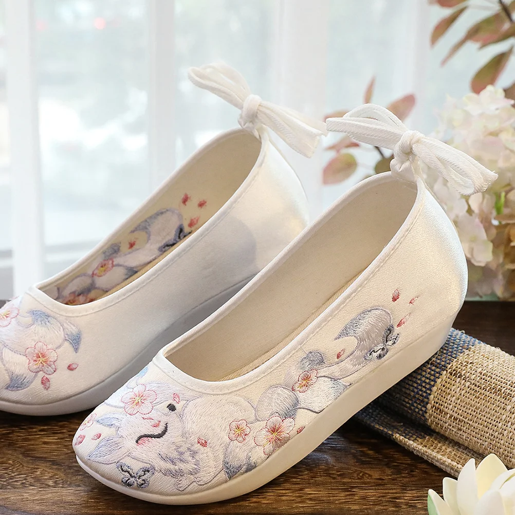 

Hanfu Embroidered Shoes Sandals Chinese Retro Unique Performance Rubber Dance Women's Ethnic Slope-heel Exquisite