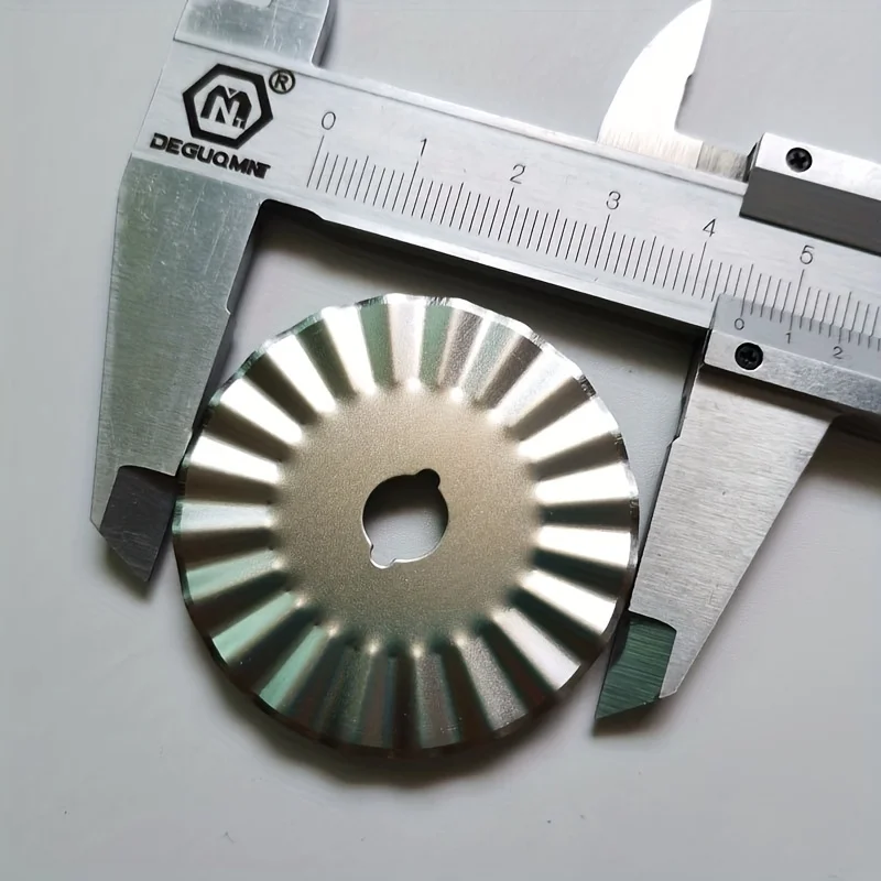 R45x8mm 로터리 커터 블레이드 대체 스킵 웨이브 블레이드 가죽 패브릭 절단 도구 DIY 패치 워크 쉬운 찢어짐 티켓 액세서리