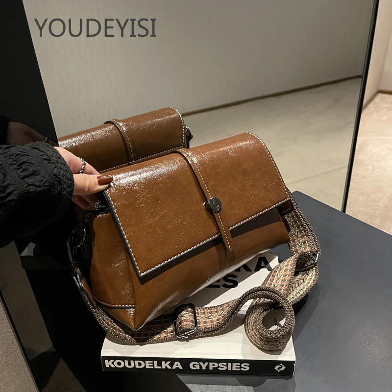 

YOUDEYISI Retro Small Square Bag: Women's Bag with High-end Texture, European and American One-shoulder Messenger All-match Bag