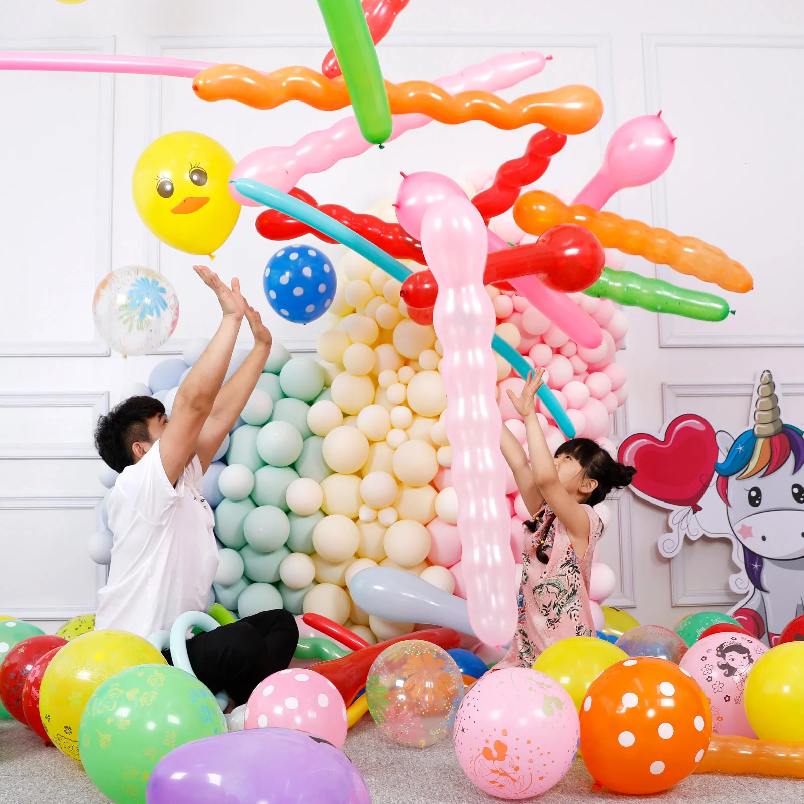 Inflatable Balloons 50/100pcs 3D Cartoon Balloons Special-Shape Birthday Party Decoration Helium Inflatable Balloons Animal Duck Rabbit Balloon