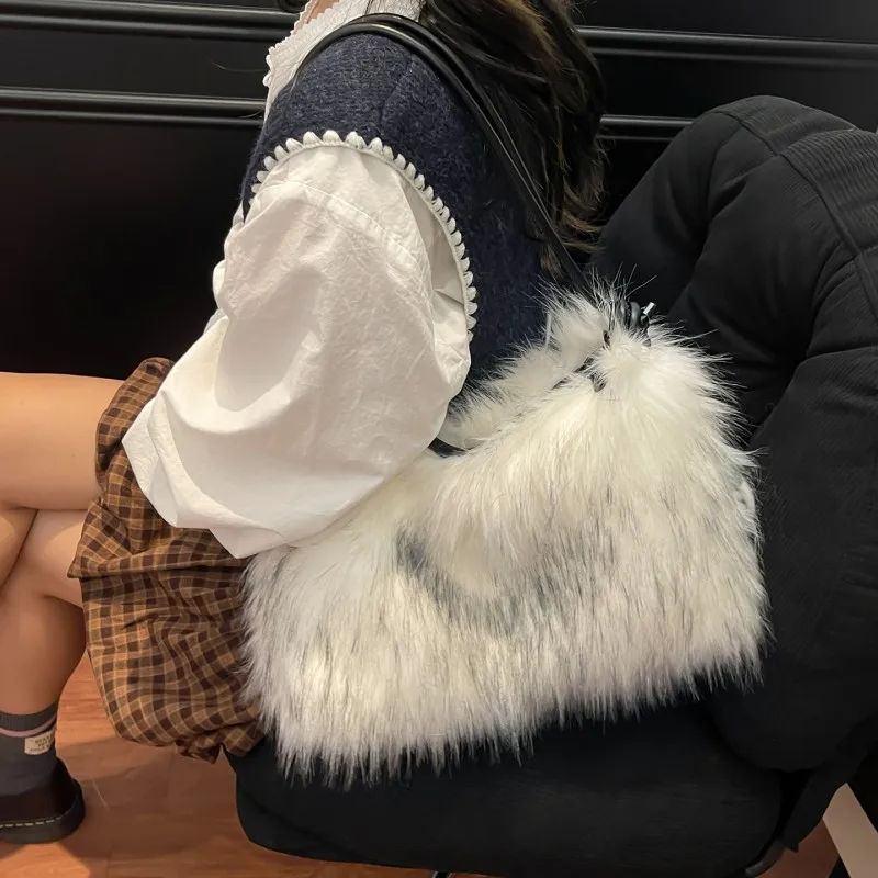 Fluffy Plush Handbag Large Faux Fur Tote Bag Shoulder Handbag Solid Color Satchel Handbag for Women Ladies Work Travel Commuting
