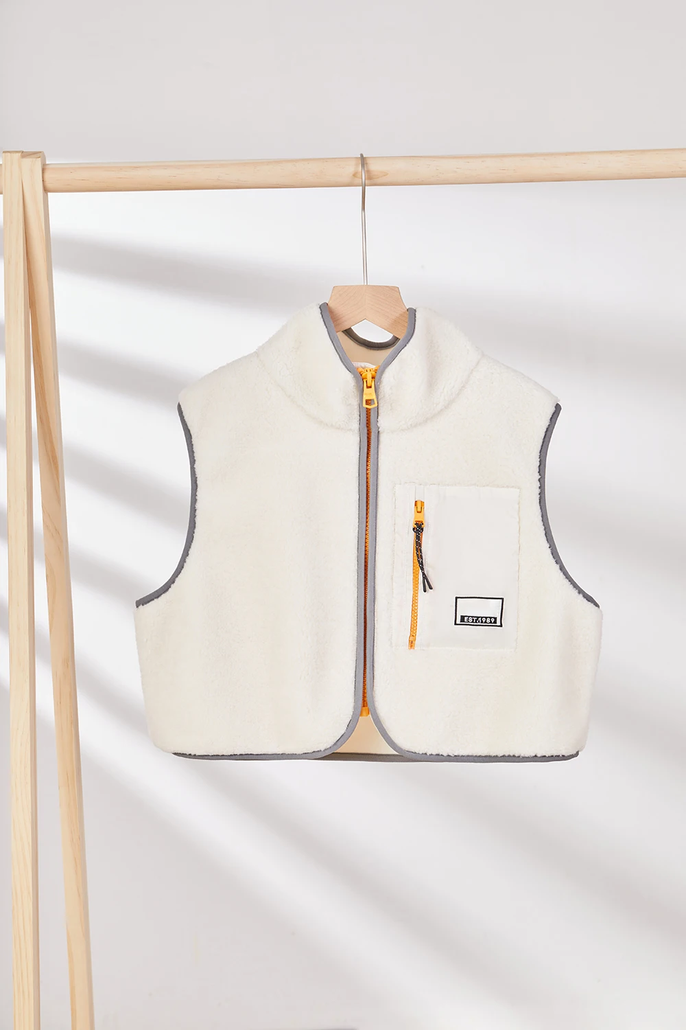 

New early spring golf lamb fleece short style vest for women ladies golf wear soft warm fashion stand-up collar zip vest clothes