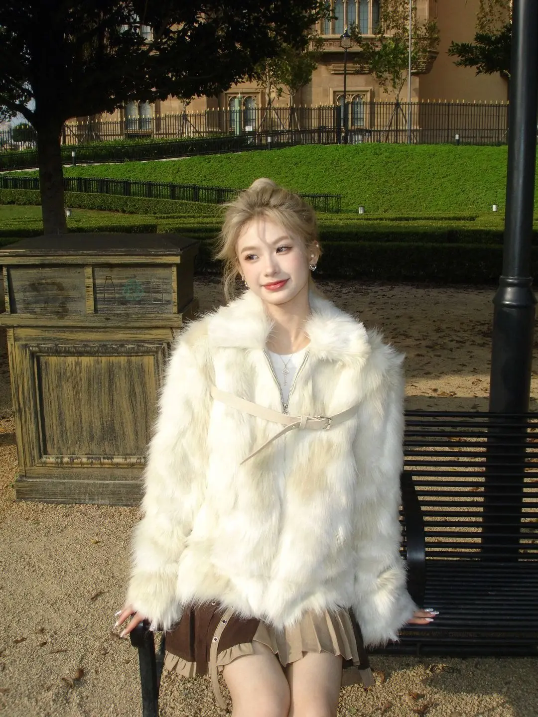 

Модная уличная одежда Y2k, цветное теплое Женское пальто из искусственного меха, белое плюшевое пальто, женская куртка, меховая верхняя одежда на осень и зиму, B213