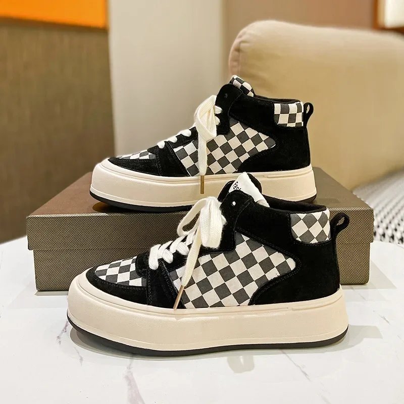 

Vintage chessboard checkerboard shoes women's autumn new leather women's shoes ins versatile high profile casual shoes