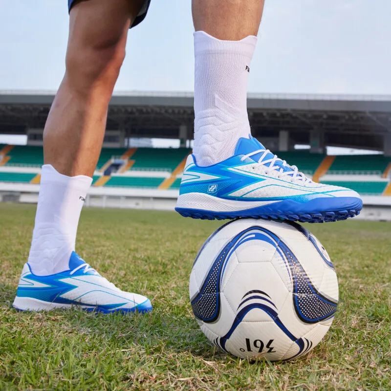 361 Degrees Men Soccer Shoes TF Youth Training Football