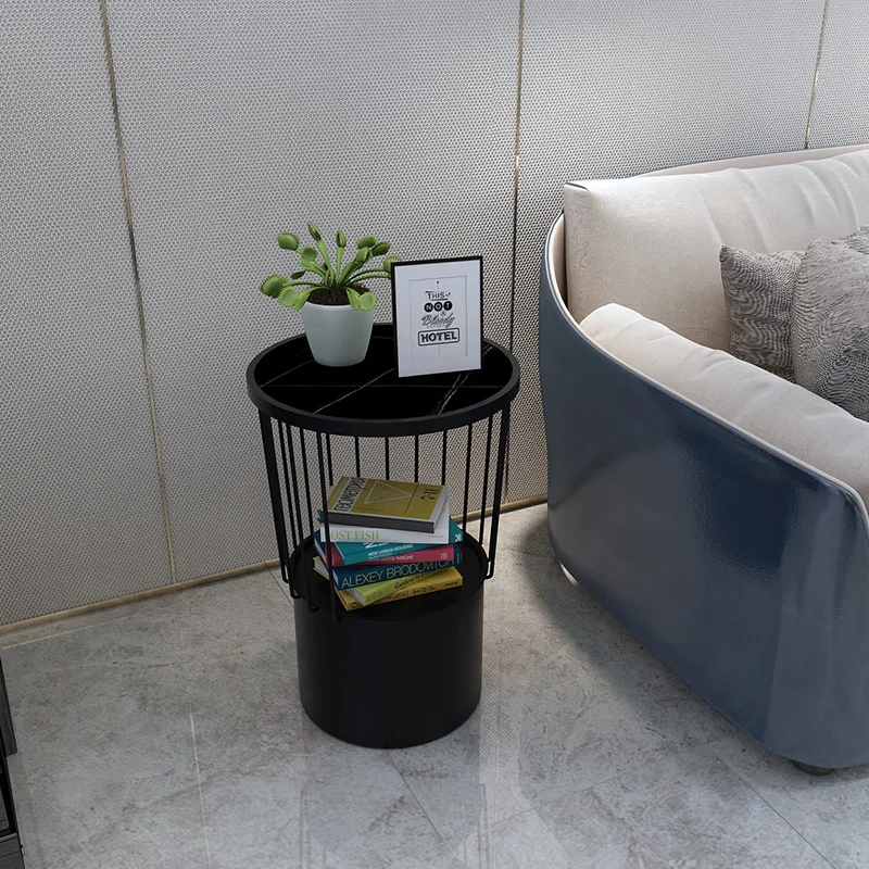 

Nordic светильник Роскошная спальня простой маленький боковой стол Железный арт диван угловой стол балкон круглый стол