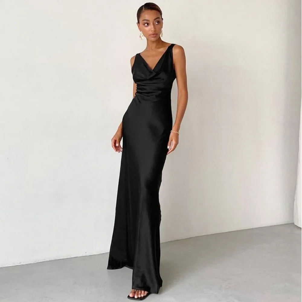 

New Women Backless Sexy Dress 2024 Summer Fashion Elegant Female Slim Party Night Dress Deep V-Neck Sleeveless Black Vestidos