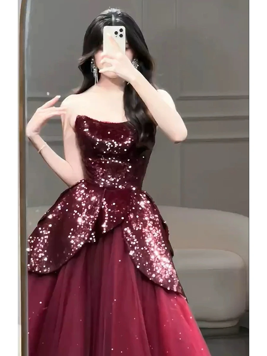 

Burgundy Vintage Cocktail Dresses Woman A-line Strapless Floor Length Tiered Long Saudi Arabic Wedding Host Evening Gowns