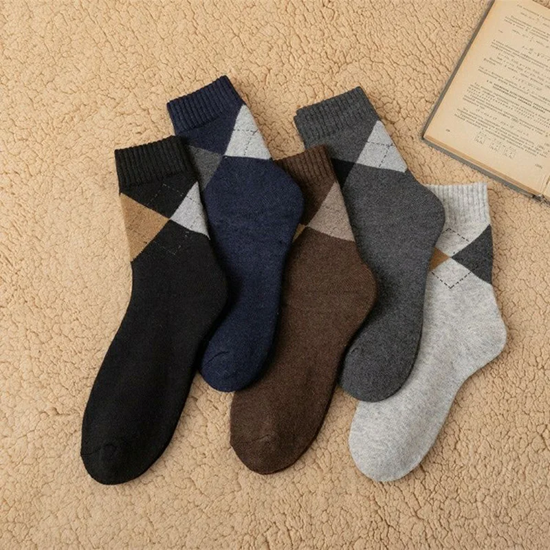 Winter Thick Warm Men's Merino Wool Socks Diamond Plaid Fashion Terry Socks High Quality Harajuku Retro Casual Socks For Men