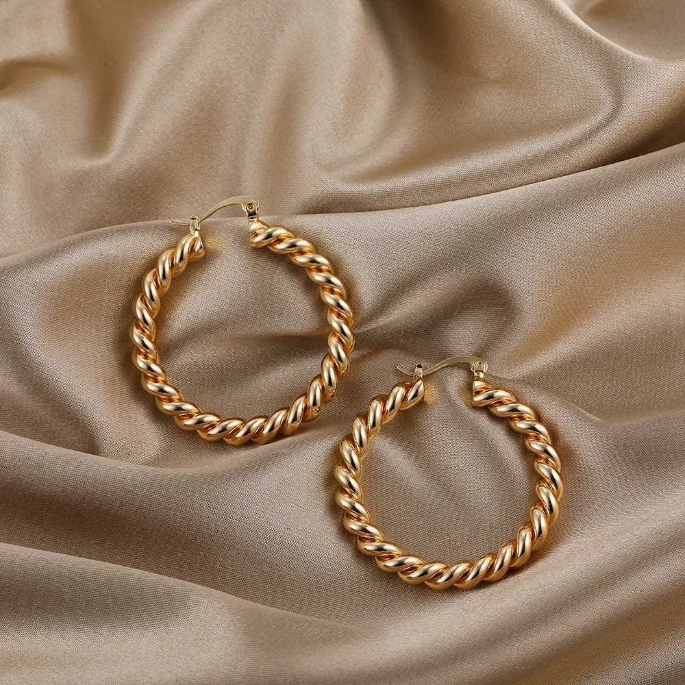 20/30/40mm Classics Punk Stainless Steel C Shape Twisted Hoop Earrings for Women 18K Gold Plated Circle Ear Buckle Wed Jewelry