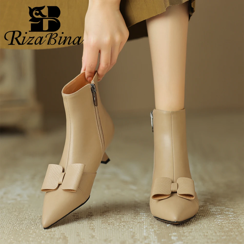 

Ботильоны женские из натуральной кожи с заостренным носком, на шпильке и застежке-молнии