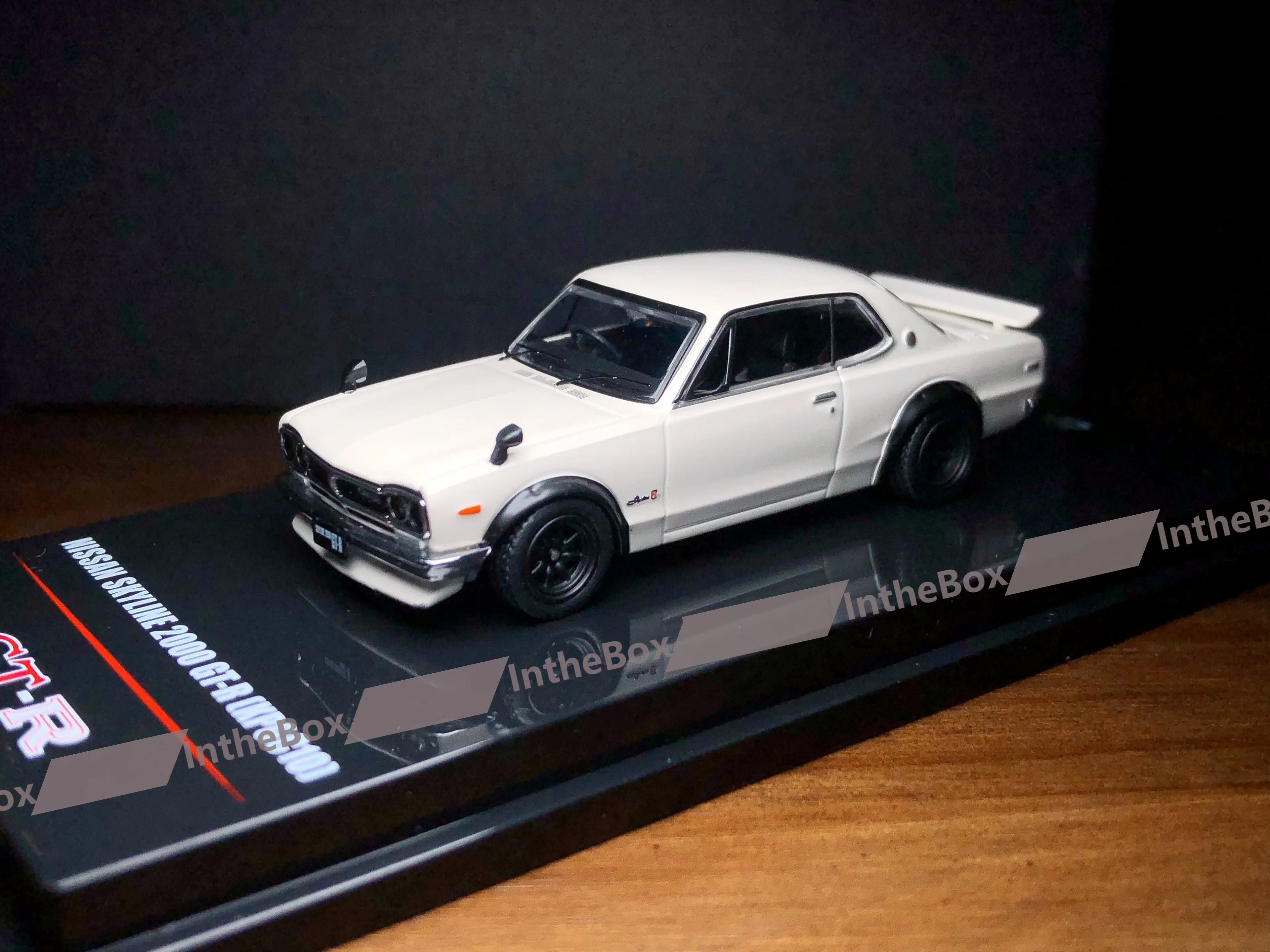 

INNO 1/64 Skyline 2000 GT-R KPGC10 White Diecast Model Car Collection Limited Edition Hobby Toys