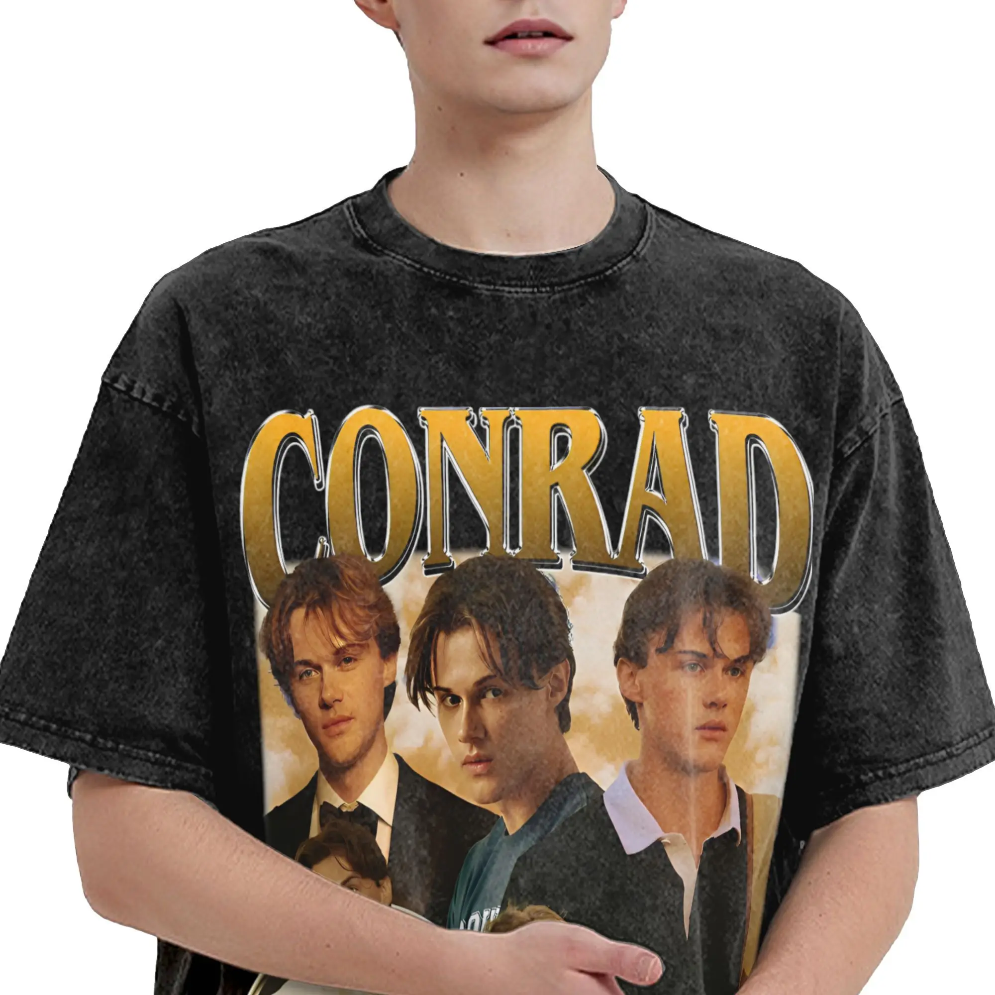 New Spirit Conrad Fisher T-Shirt - Lustiges Unisex T-Shirt In Normaler Passform