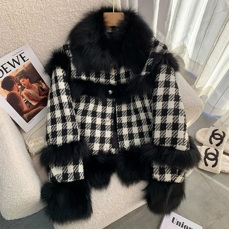 

New Fur Coat Winter Women's Jacket Fur Patchwork Small Fragrant Style Jacket Elegant Checkerboard Plush Short Top Fur Coat Women