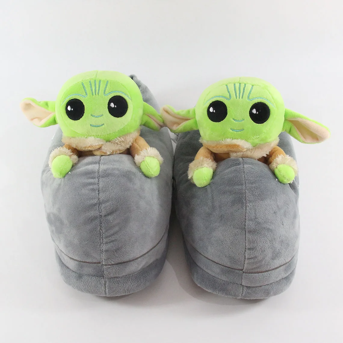 28CM Yoda jouets en peluche pantoufles garder au chaud intérieur