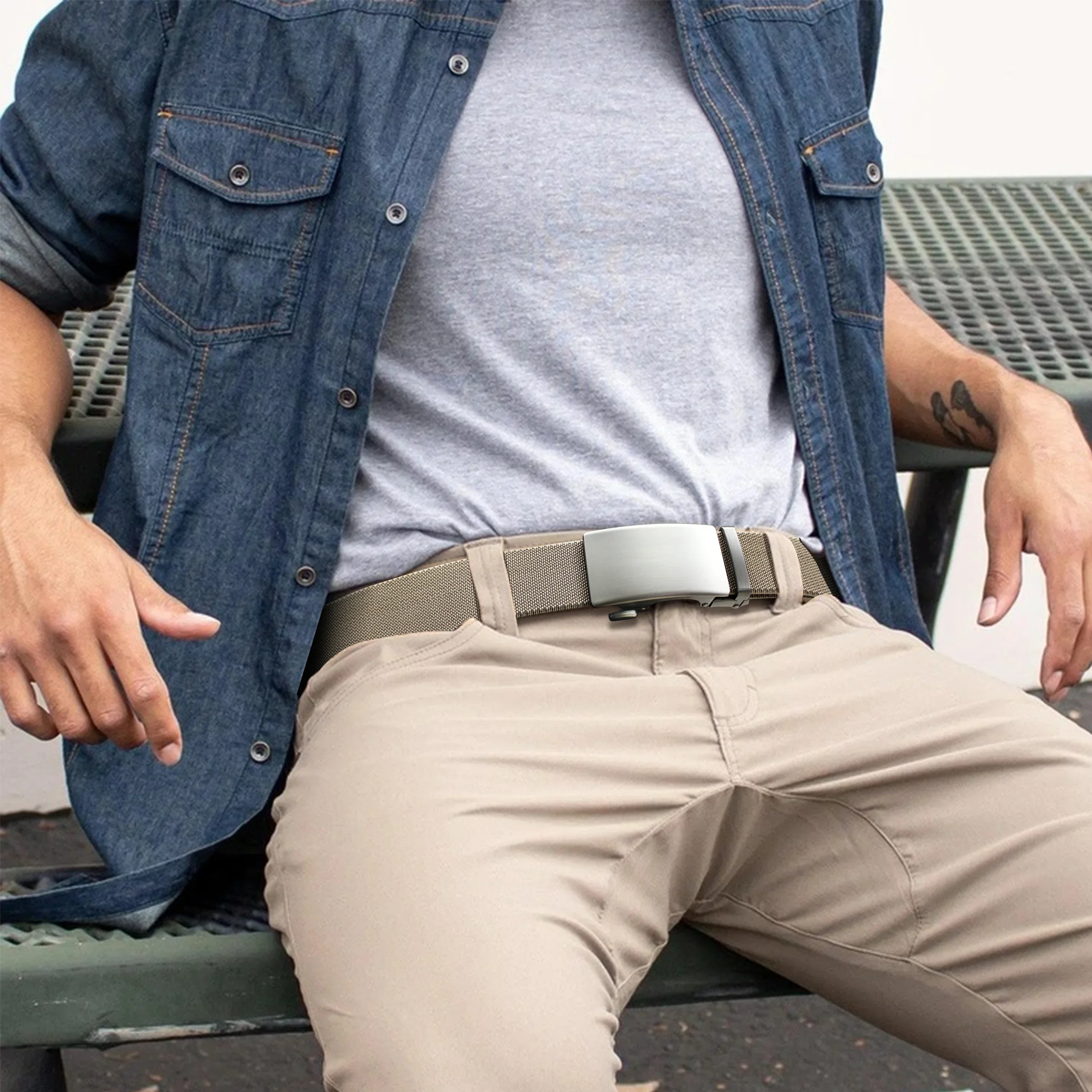 Versatile Stretch Nylon Belt with Auto-Lock Metal Buckle