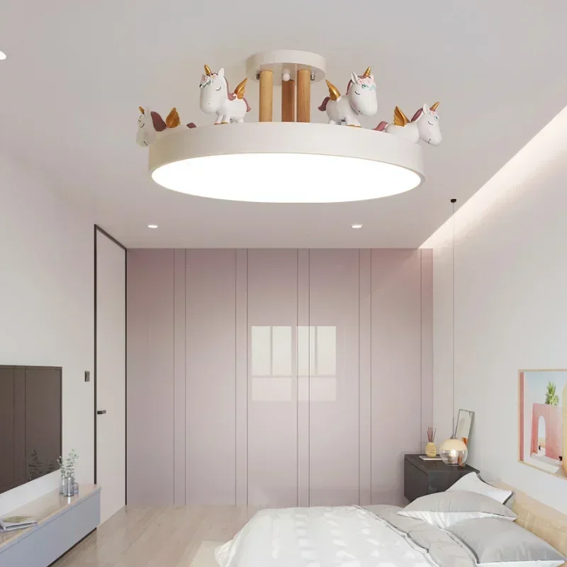 36W LED-plafondlamp Creatieve jongens en meisjes Prinses Kinderkamer Kristallen lampen Dimbaar met afstandsbediening Cartoonstijl Kroonluchter Ijzeren frame Acryl lampenkap Interessant VBTJWRFE