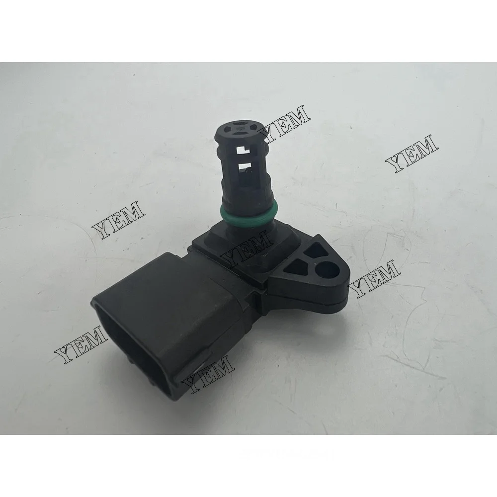 

PC200-8 Intake Pressure Sensor QZ042 4921322 For Komatsu Machinery Diesel Engine