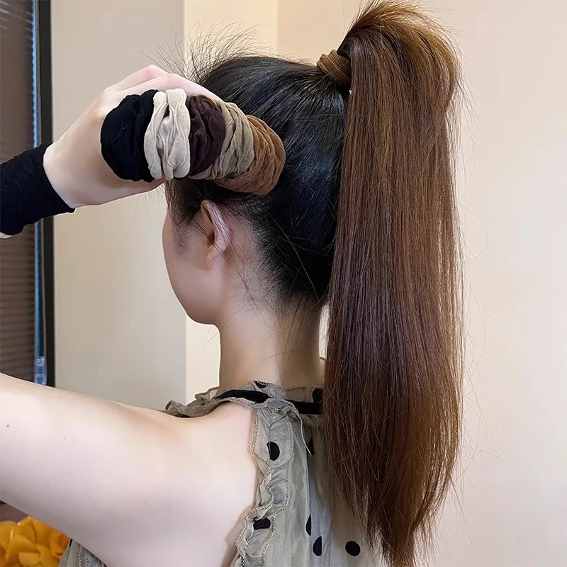Hair tie close-up