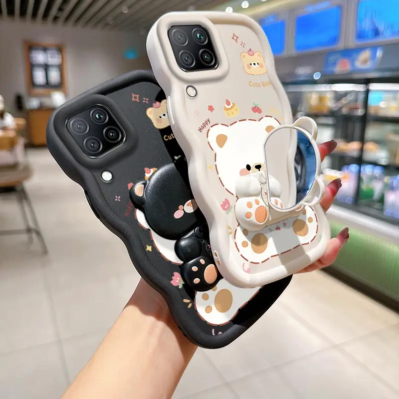 Wavy Silicone Phone Case with Naughty Cat Bracket Design