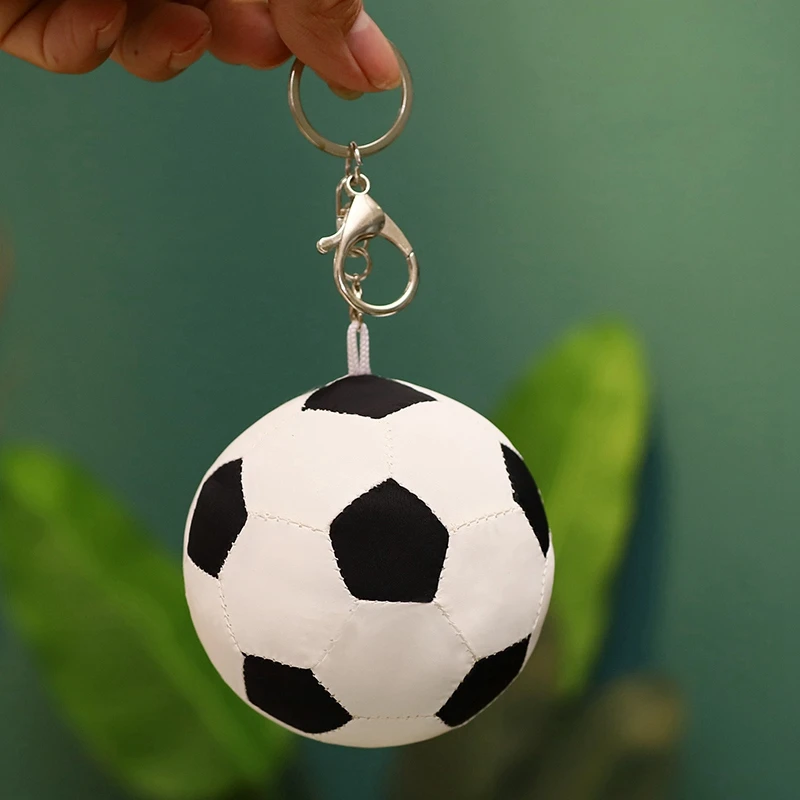 thumbnail image 1 of LLavero de peluche de 9cm para niños, muñeco de peluche de simulación de fútbol, baloncesto, regalo de cumpleaños, 1 of 4