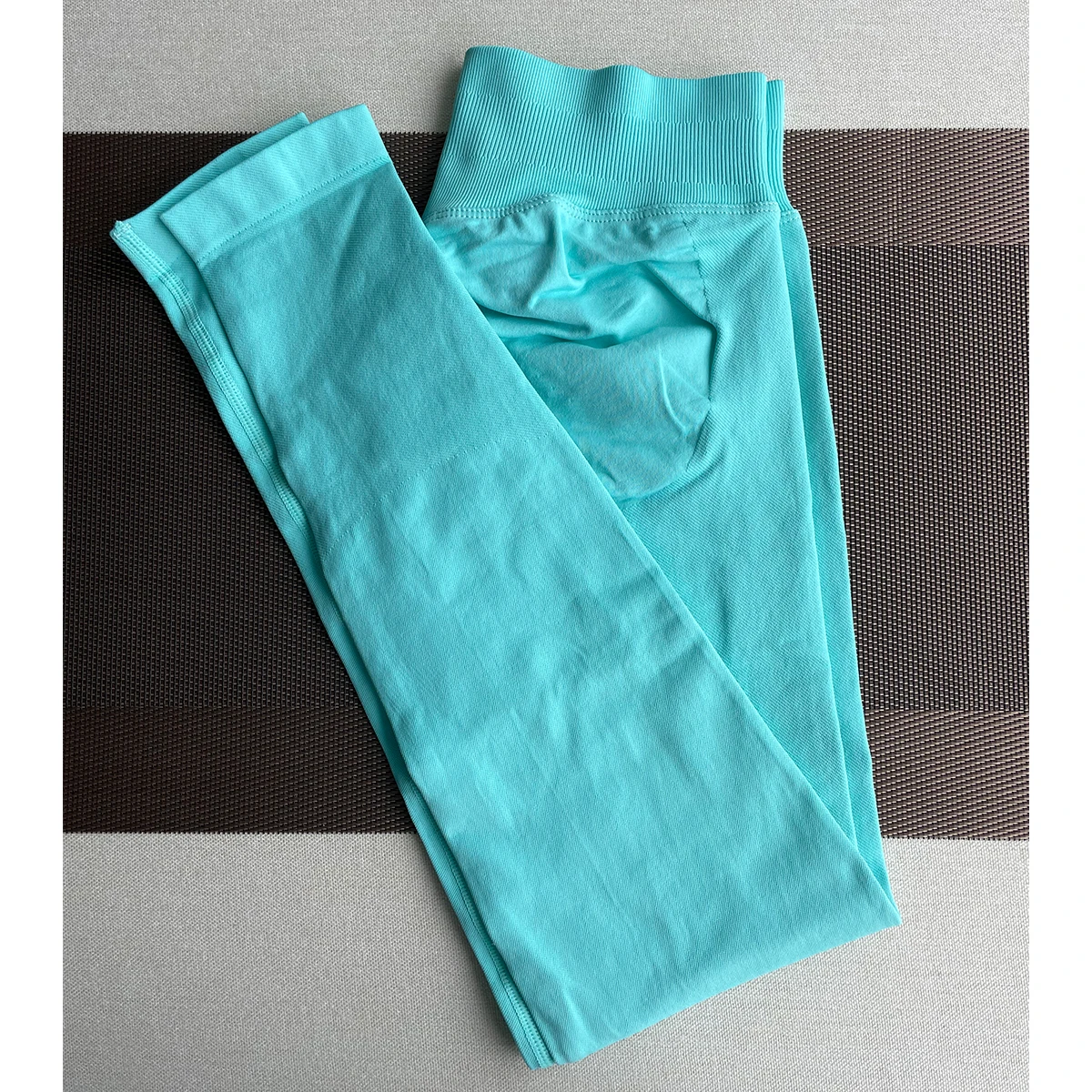 Peppermint green