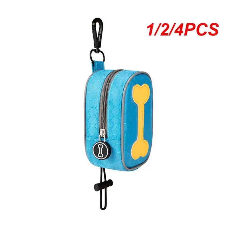 1/2/4Pcs Pet Puppy Cat Pick Up Poop Bag Dispenser Portatile Dog Toilet Waste Bag Holder Outdoor Animali Domestici Forniture Sacchetti Della Spazzatura