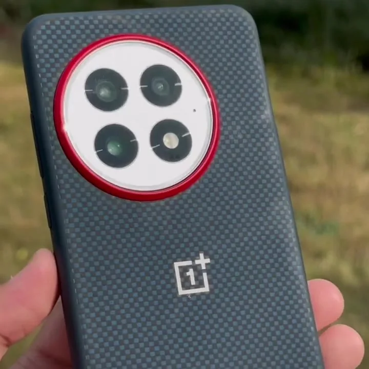 OnePlus 13 512 16GB & お負けケース OnePlus 13 512 16GB & お負けケース