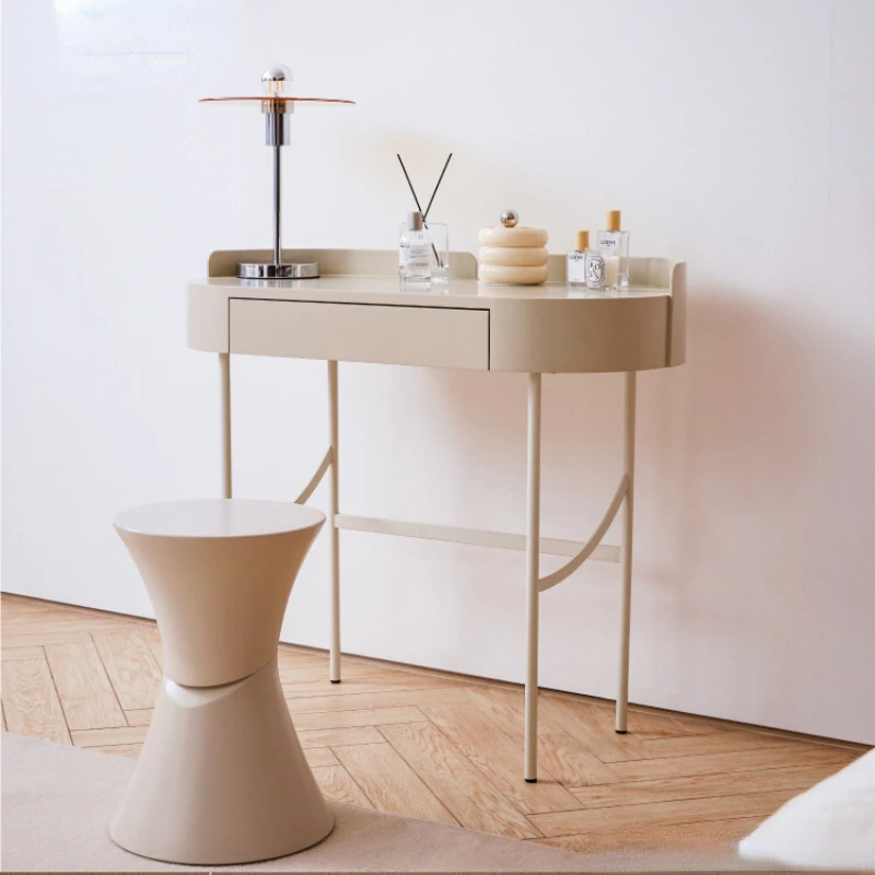 

Nordic modern minimalist bedside dressing table mirror