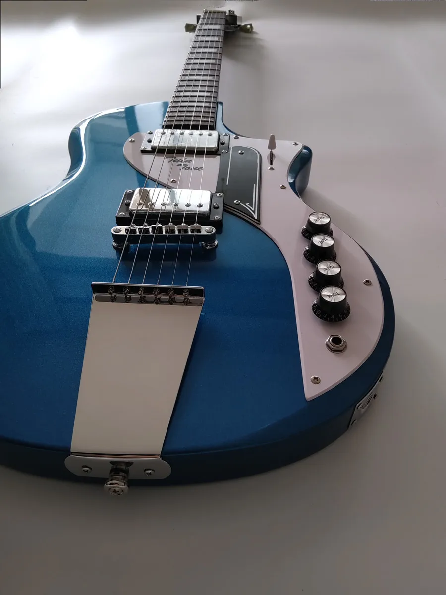Electric Guitar 6 string rosewood fingerboard blue body basswood white pickguard black neck maple CR 2V2T