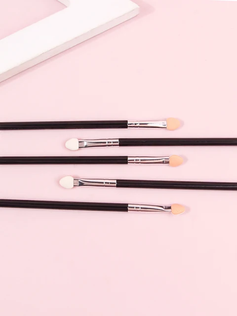 40752-cf9163.jpg 5-Piece Eyeshadow Brush Set with Heart-Shaped Sponge – Smooth and Precise Application