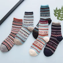 

Socks Male Thick Thread Chain Flower Ethnic Style Autumn and Winter Comfortable and Warm Ethnic Style Men's Socks Breathable