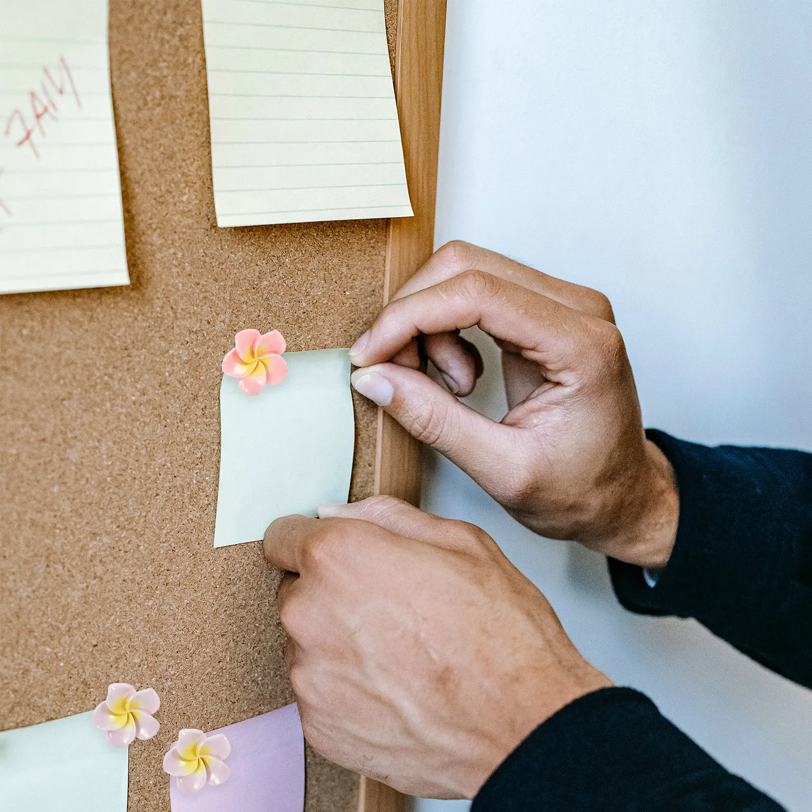 21개입 섬세한 꽃 모양 푸시핀, 코르크보드용, 컴팩트하고 편리한 다용도 썸타크, 지도 고정, 공예 프로젝트, 학습용