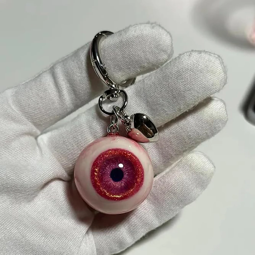 Gothic Demon Eye Keychain Creative Resin Heart Shaped Buckle Pendant Halloween Charms DIY Keyring Party Backpack Decor