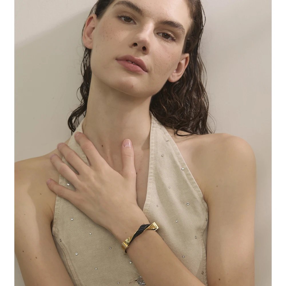 Yhpup Twisted Cuff Bracelet 68mm