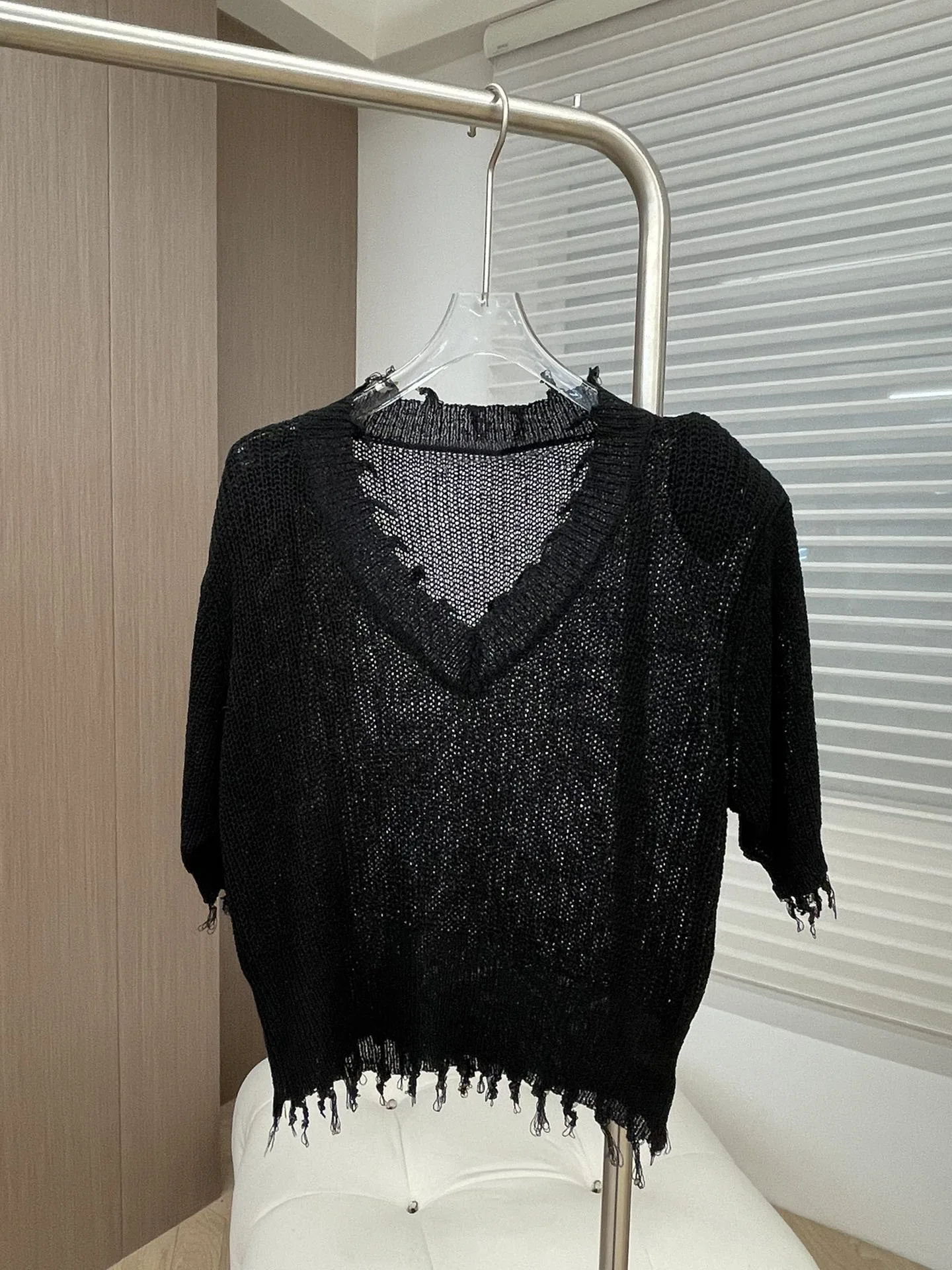 

Destruction side hollow knitted sweater casual fashion 2023 summer new 0411