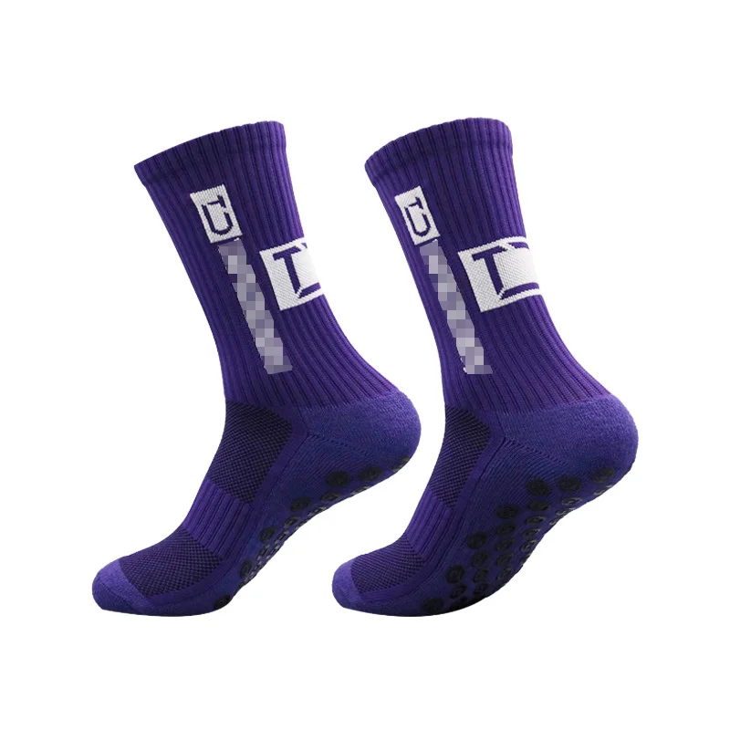 Рисунок 6 - 5 пар футбольных носков