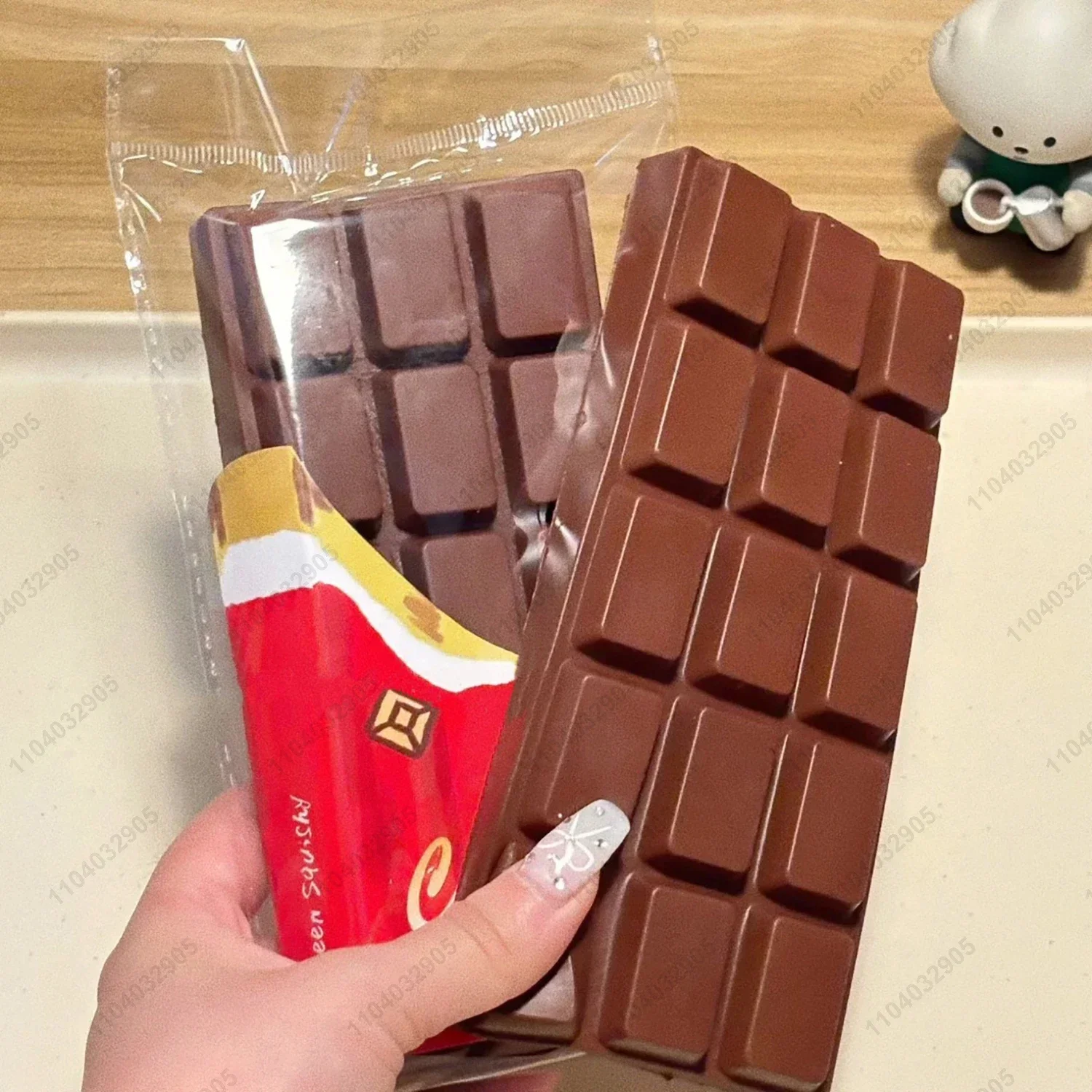 チョコレートバー型のゆっくりと膨らむスクイーズ玩具、柔らかく