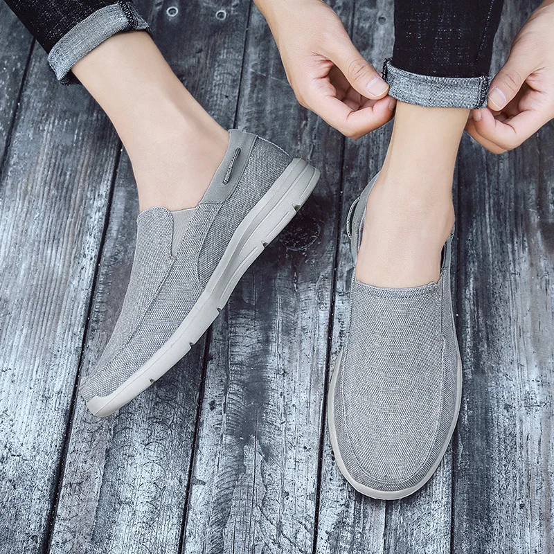 Men Casual Canvas Shoes Loafers Breathable Slip on Flats Vulcanized Shoes Driving Plus Size 46 Walking