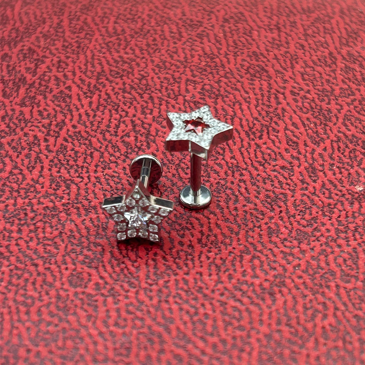 

G23 Titanium Piercing Stud Earrings Flower Helix Tragus Cartilage Body Jewlery Internal Thread Zircon Star Earring