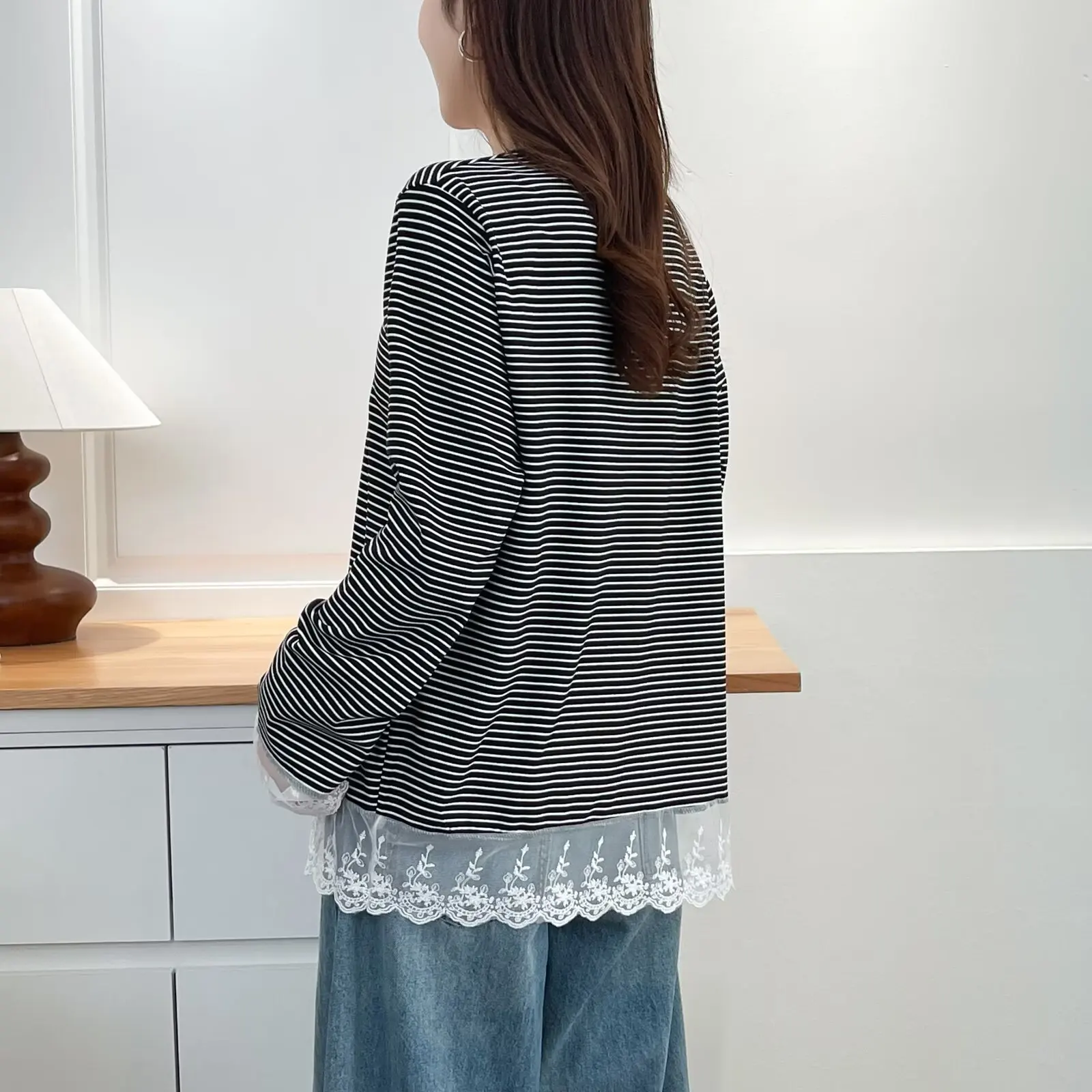 XXXXL Fashion Plus Size Women's T-Shirt De Velvet Warm Base Layer Stylish Lace And Striped Inner Tops 2530