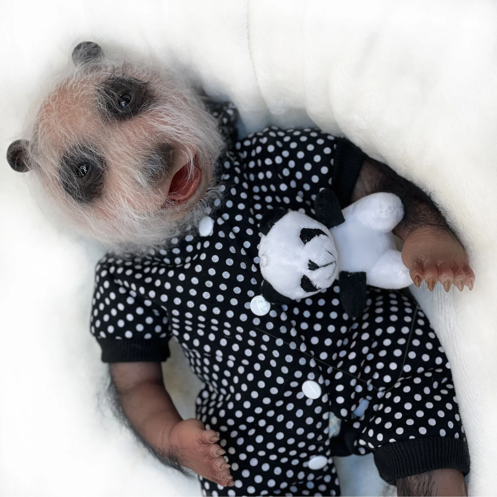 

45CM Reborn Panda Baby Doll Lifelike Soft Touch Cuddly Body Newborn Doll Collectible Art Gifts for Adults