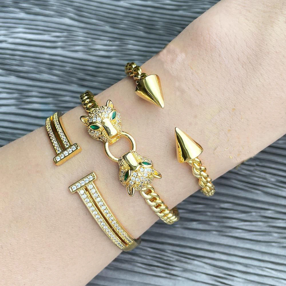 Zircon Leopard Head Bracelets For Women Men Stainless Steel Simple Twist Buckle Design Open Nail Bracelet Ornament Party Jewelry bangle bracelet,stainless steel bracelet,zircon bracelet