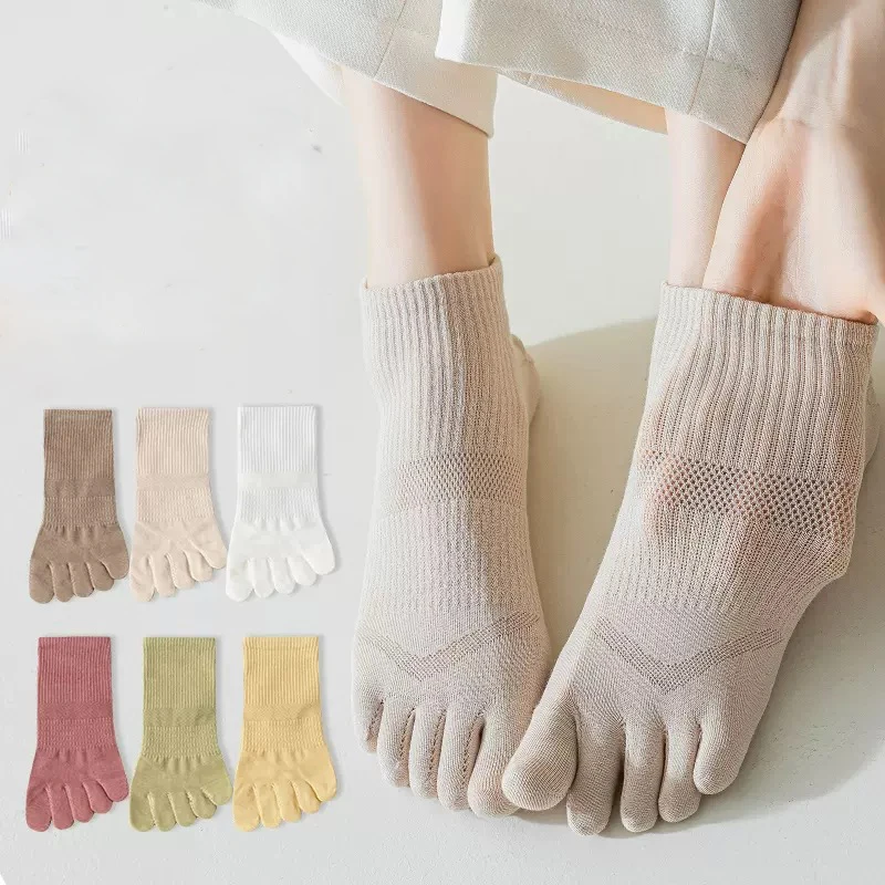 

Hot Women's Socks Solid Color Cotton Sports Five Finger Mid-Thigh Socks Anti-Slip Sweat Absorption Breathable Women's Yoga Socks