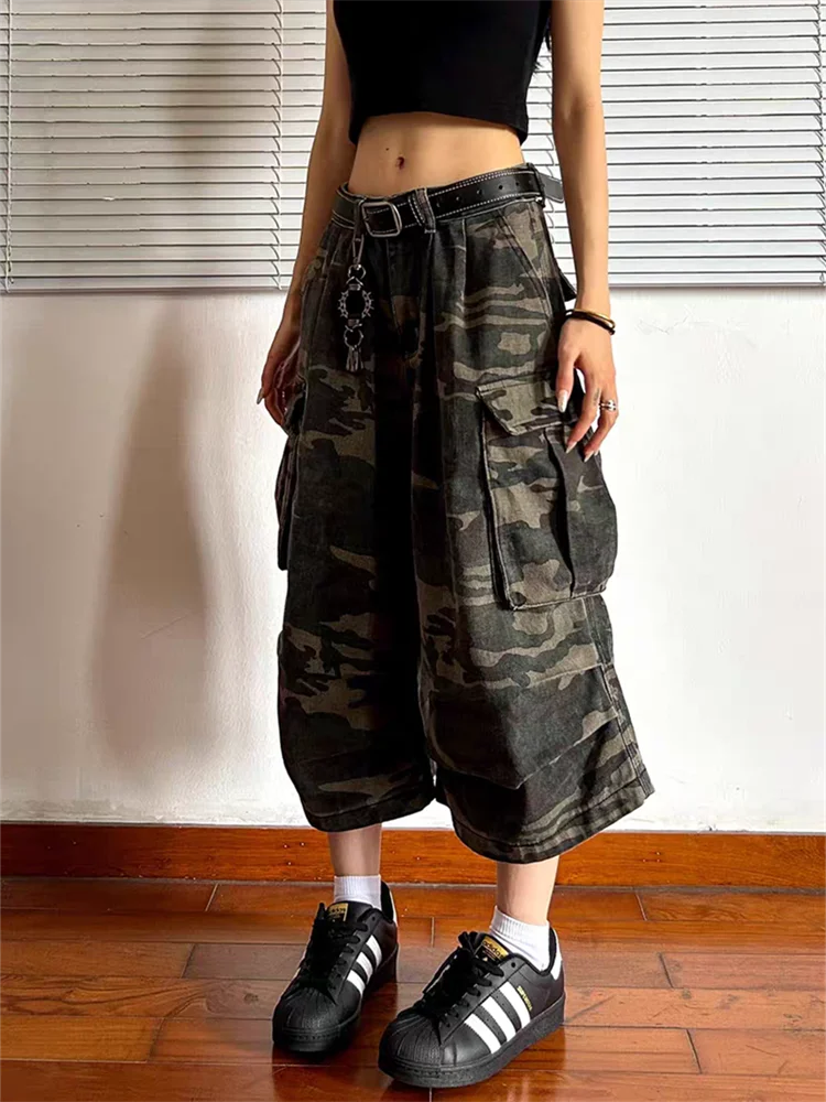 Women's Large Pocket Design Camouflage Loose Capris Summer Street
