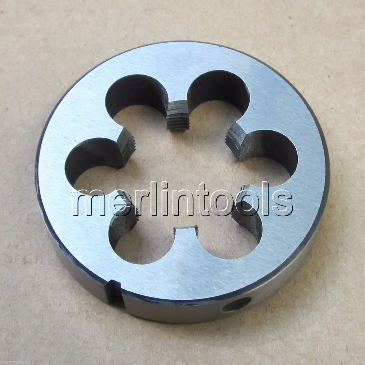 

26mm x 3 Metric Right hand Die M26 x 3.0mm Pitch