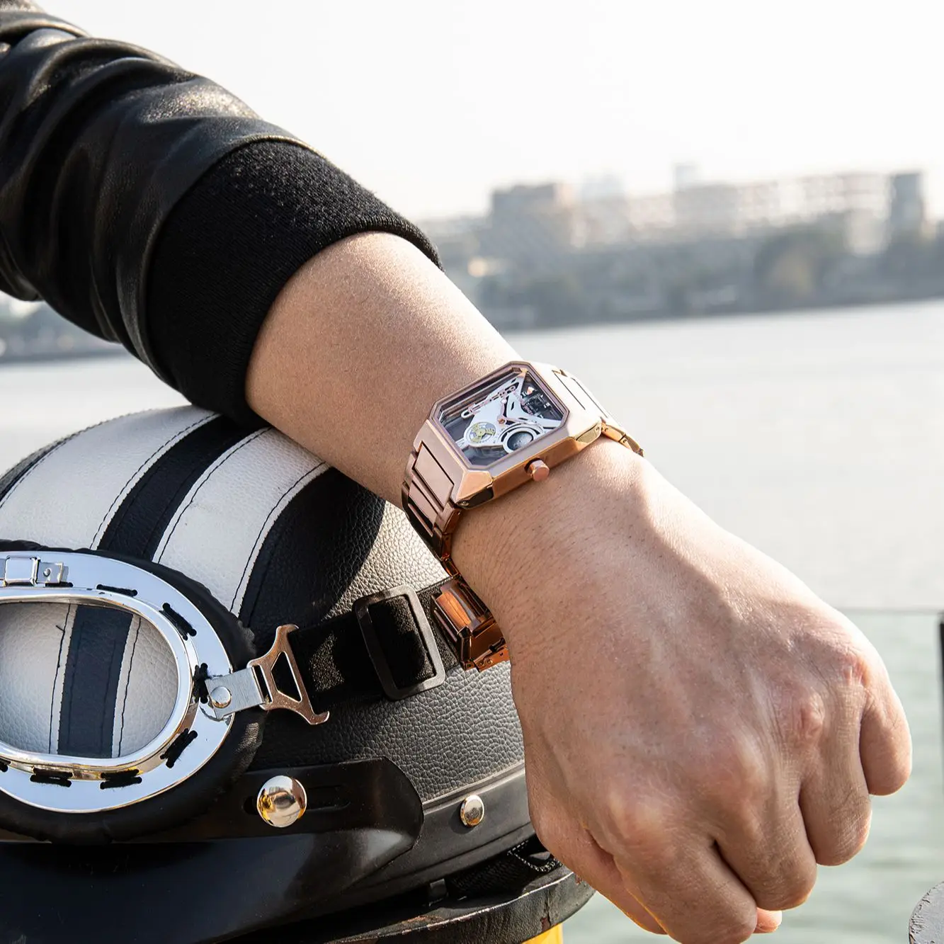 2023 New Watches Square Unique Sport Mens Transparent Dial Watches Quartz Clock Man Watches Wristwatch