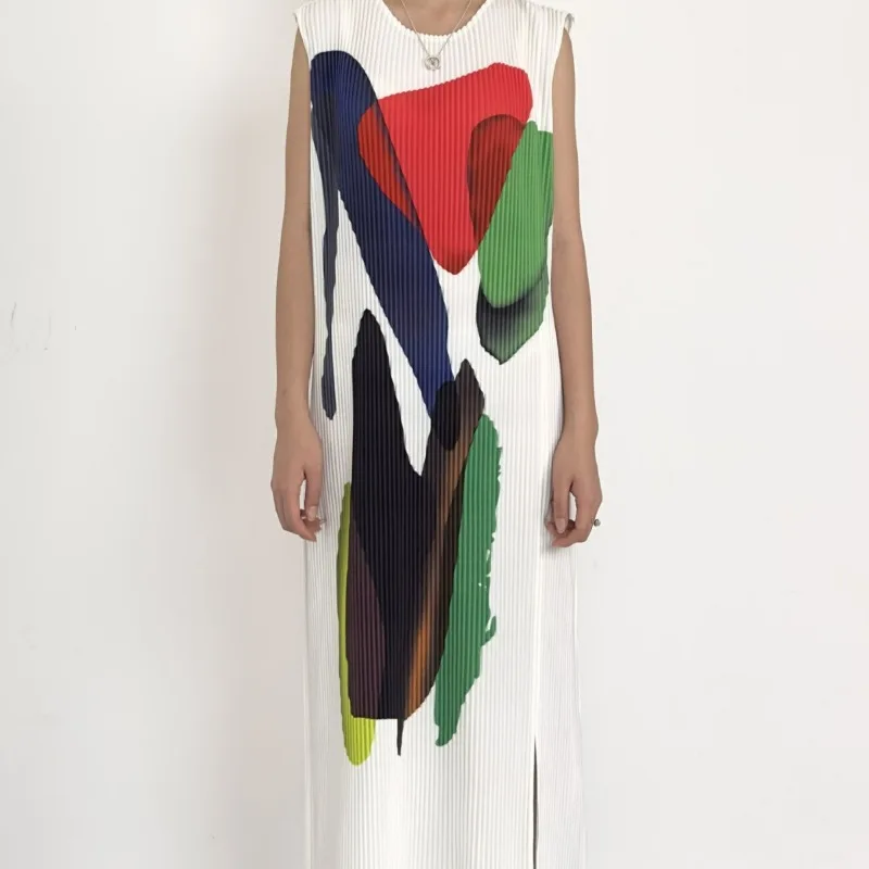 

Miyake Pleated 2024 Spring Fashion Oil Painting Printed Sleeveless Dress Mid Length Side Split Straight Dress